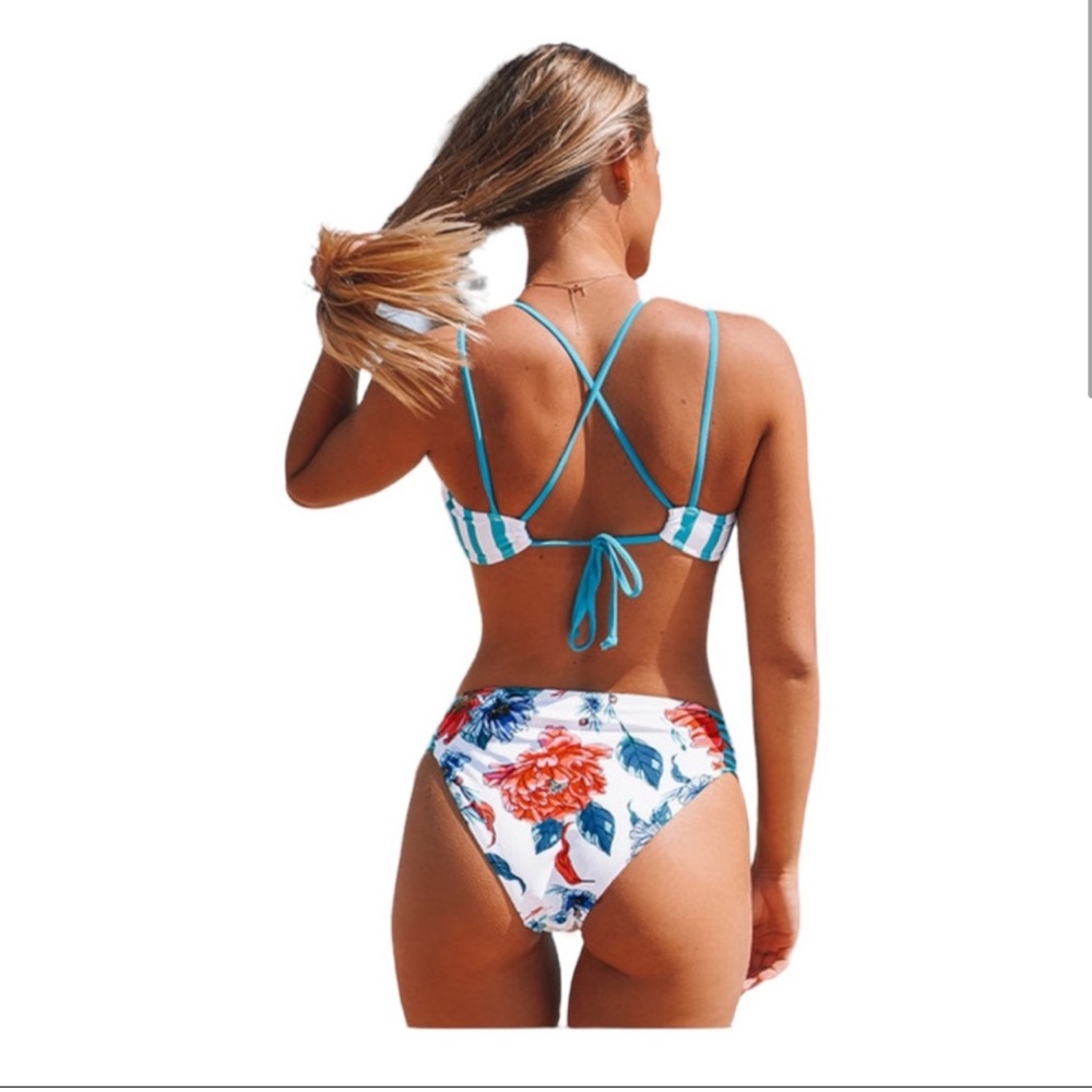 Cupshe Floral & Stripe Mid-rise Bikini